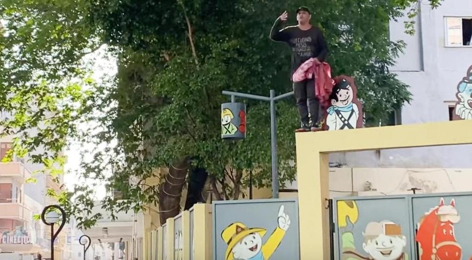 Screenshot_20220429-000700_Facebook