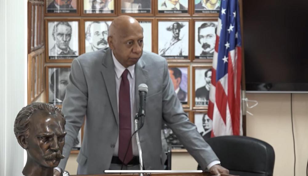 56E76527-986D-4974-AC63-0B5A349847EF