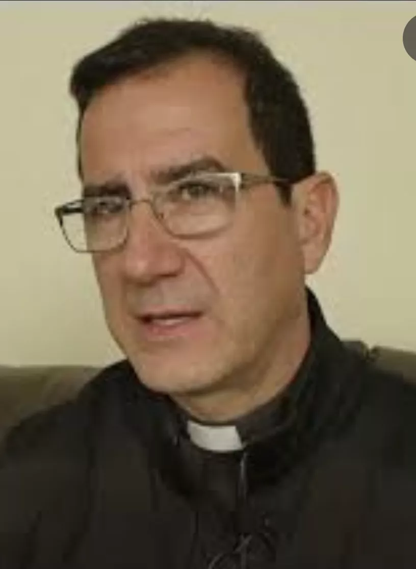 33B93A9E-C371-4919-AE2B-7C62F94E53E4